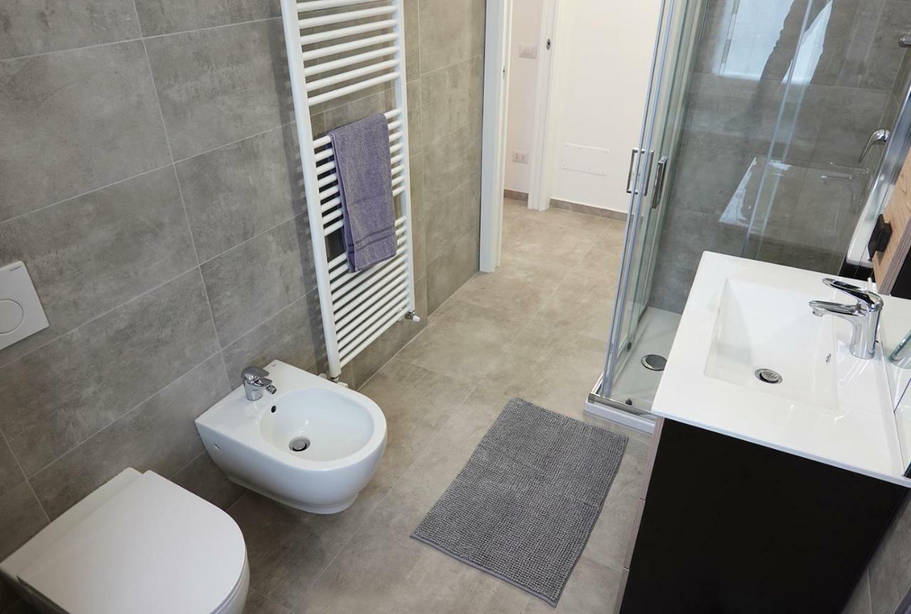 Casa Valeria Intero Appartamento Bosisio Parini ภายนอก รูปภาพ